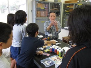 絵画教室〜宝物をつくろう!〜